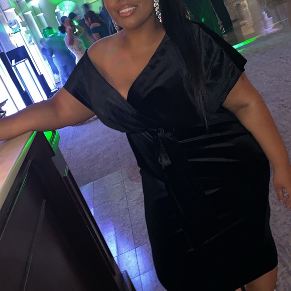 fallen shoulder midi dress